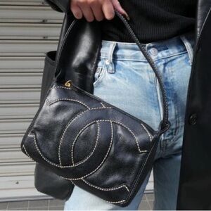 💎 CELEBRITY 💎 CAVIAR CHANEL SHOULDER BAG ZIPPER CLOSURE CC